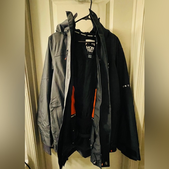 Montec Fawk snowboard ski jacket - Picture 10 of 11